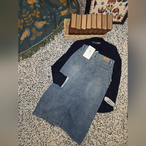 Jeans brand denim midi skirt. Says large, looks more like small fit. - Picture 11 of 12